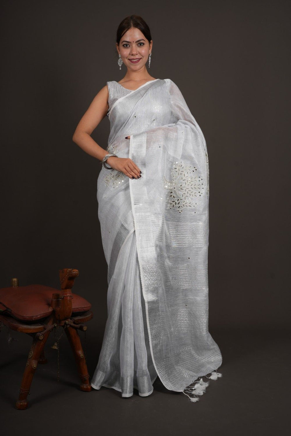 Tissue Linen Cutwork Saree with Running Blouse | Premium Handcrafted Cutwork – IZMA - Image 3