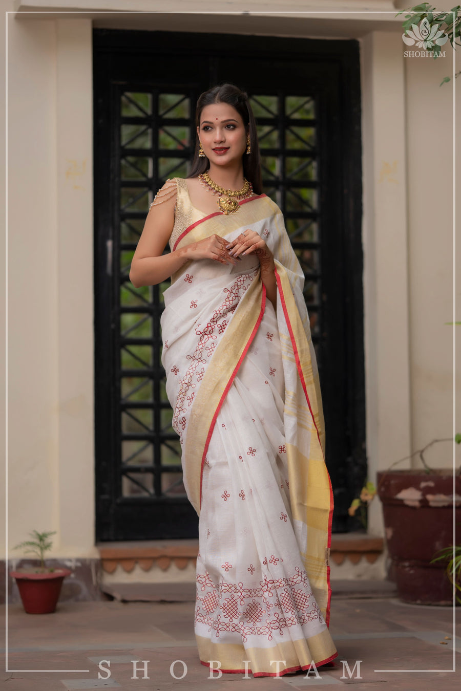 Izma | Slub Linen Saree with Hand Embroidery Work | Running Unstitched Blouse | Lightweight Trending Ethnic Saree - Image 2
