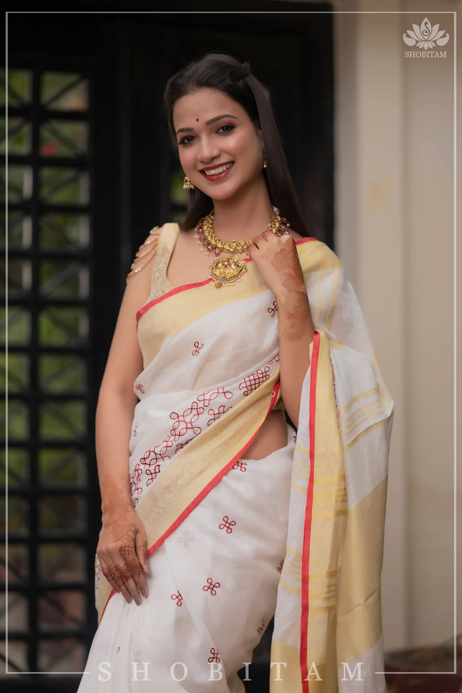 Izma | Slub Linen Saree with Hand Embroidery Work | Running Unstitched Blouse | Lightweight Trending Ethnic Saree - Image 8